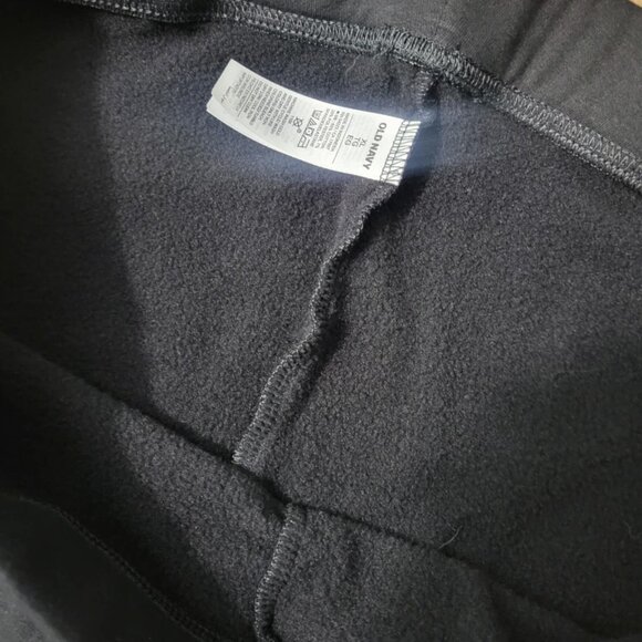 Bundle - Plus size XL (size 16/18) black leggings and short (Old Navy/Gap/H&M) - Picture 2 of 11